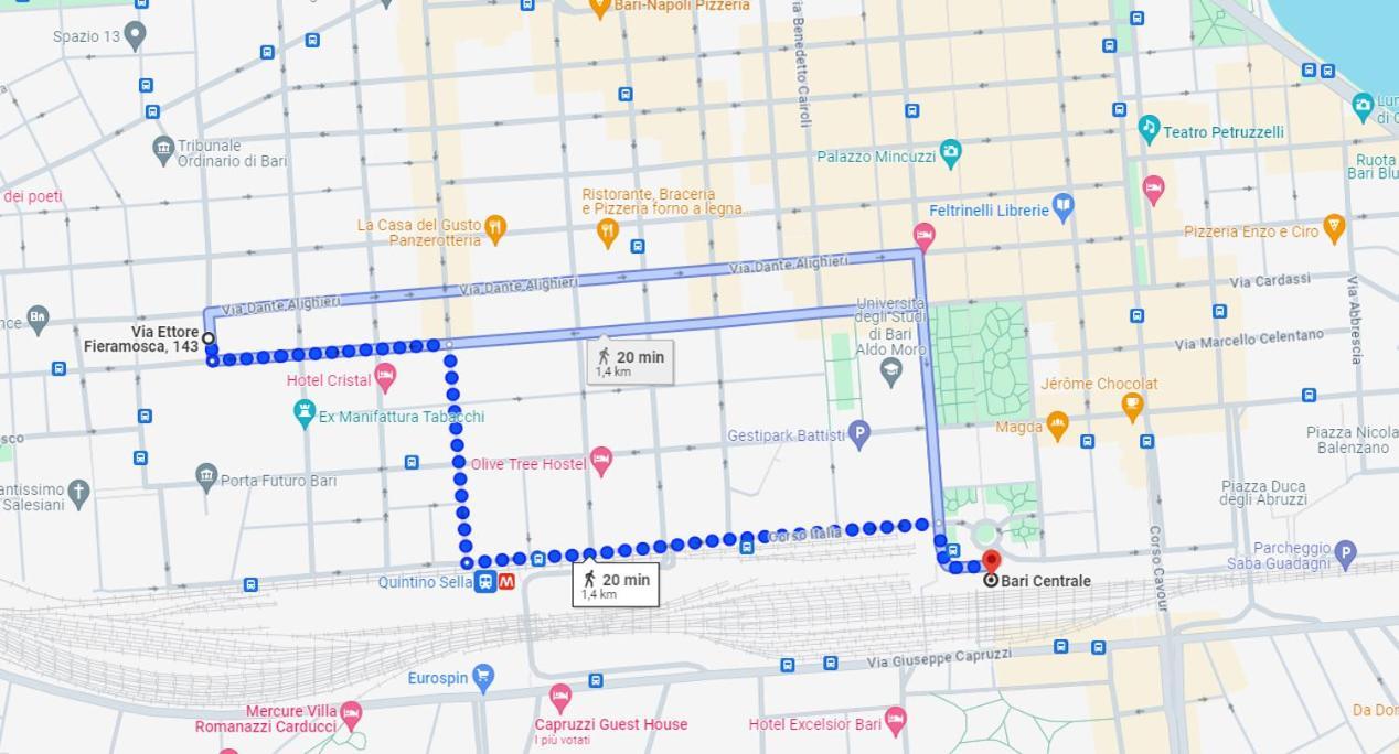 Mada'S Apartment Deluxe 바리 외부 사진
