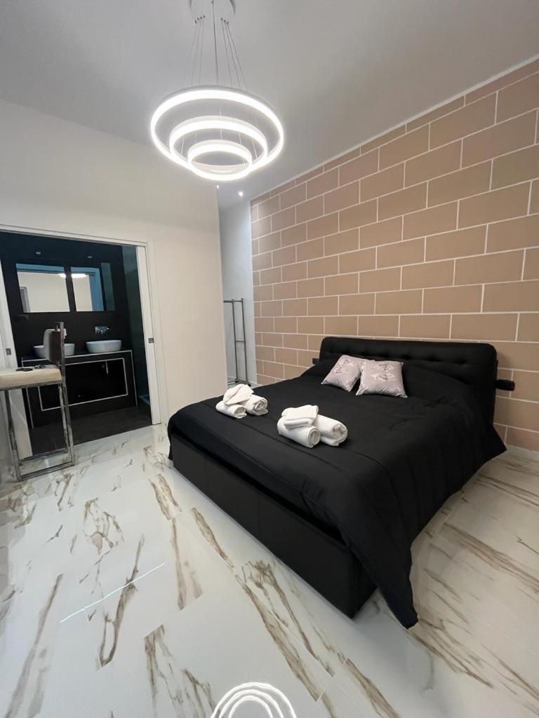 Mada'S Apartment Deluxe 바리 외부 사진